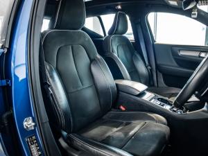 Volvo XC40 T3 R-Design auto - Image 10