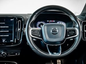 Volvo XC40 T3 R-Design auto - Image 9