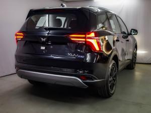 Mahindra XUV700 2.0T AX7L - Image 3