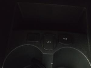 Volkswagen Polo Vivo hatch 1.6 Life - Image 21