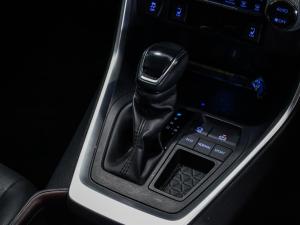 Toyota RAV4 2.0 VX - Image 20