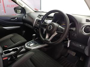 Nissan Navara 2.5DDTi double cab SE Plus auto - Image 24