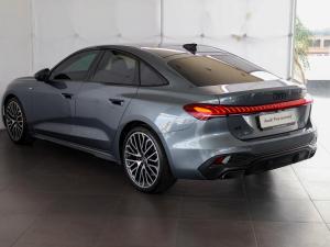 Audi A5 sedan TFSI Black Edition - Image 11