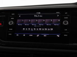 Volkswagen Polo hatch 1.0TSI Life manual - Image 22