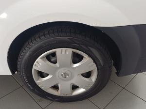 Nissan NP200 1.6i safety pack (aircon) - Image 12