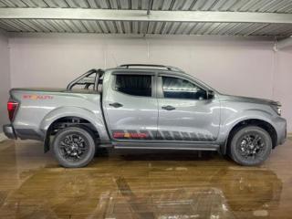 Nissan Navara 2.5DDTi double cab Stealth