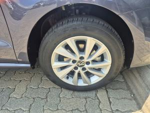 Volkswagen Polo Vivo hatch 1.6 Life - Image 10