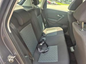 Volkswagen Polo Vivo hatch 1.6 Life - Image 15