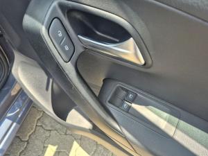 Volkswagen Polo Vivo hatch 1.6 Life - Image 19