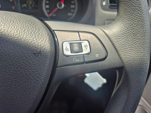 Volkswagen Polo Vivo hatch 1.6 Life - Image 24