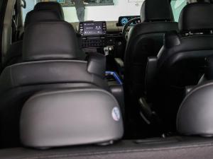 Hyundai Staria 2.2D Luxury - Image 17