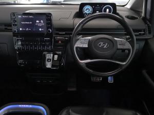 Hyundai Staria 2.2D Luxury - Image 22