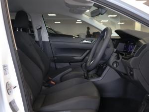 Volkswagen Polo hatch 1.0TSI - Image 12