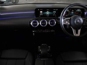 Mercedes-Benz CLA CLA220d Progressive - Image 18