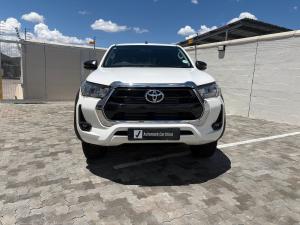 Toyota Hilux 2.4GD-6 double cab 4x4 Raider X auto - Image 4