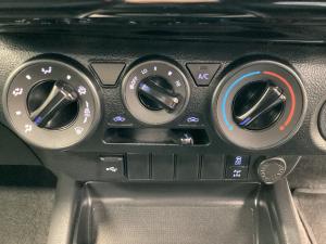 Toyota Hilux 2.4GD-6 double cab Raider auto - Image 16