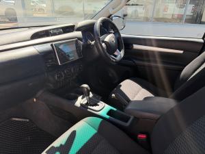 Toyota Hilux 2.4GD-6 4x4 SRX auto - Image 7