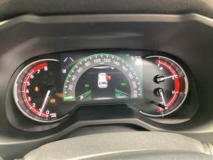 Toyota RAV4 2.0 VX - Image 11