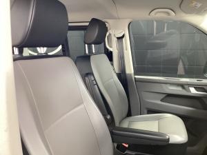 Volkswagen Transporter 2.0TDI Kombi SWB Trendline auto - Image 17