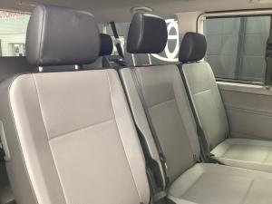 Volkswagen Transporter 2.0TDI Kombi SWB Trendline auto - Image 18