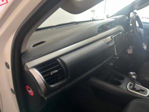 Toyota Hilux 2.8GD-6 double cab 4x4 Raider auto - Image 7