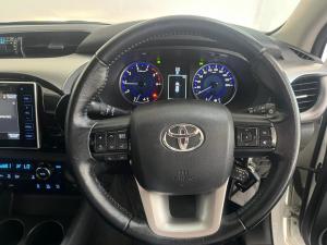 Toyota Hilux 2.8GD-6 double cab 4x4 Raider auto - Image 8