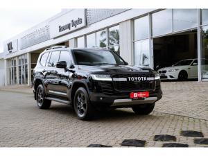 Toyota Land Cruiser 300 3.3D GR-Sport - Image 1