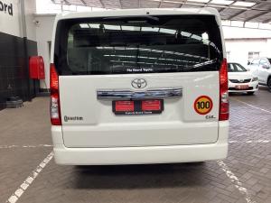Toyota Quantum 2.8 LWB bus 11-seater GL - Image 5