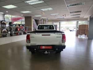 Toyota Hilux 2.4GD-6 single cab 4x4 Raider manual - Image 5