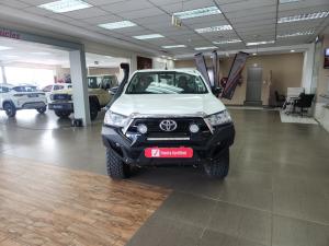 Toyota Hilux 2.4GD-6 single cab 4x4 Raider manual - Image 4