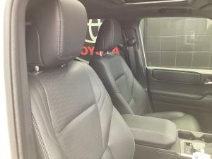 Toyota Land Cruiser Prado 2.8GD VX-R - Image 17