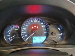 Toyota Corolla Quest 1.8 Plus manual - Image 10