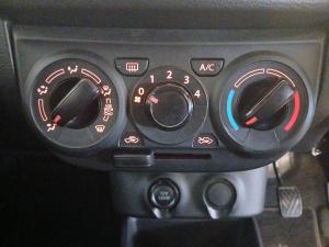 Toyota Vitz 1.0 - Image 14