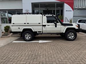 Toyota Land Cruiser 79 4.5D-4D V8 single cab LX 70th Anniversary - Image 3