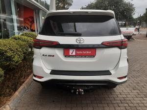 Toyota Fortuner 2.4GD-6 Raised Body automatic - Image 5