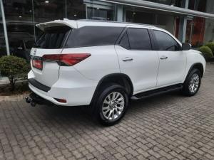 Toyota Fortuner 2.8GD-6 Raised Body automatic - Image 2