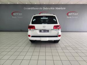 Toyota Land Cruiser 200 V8 4.5D VX-R automatic - Image 5