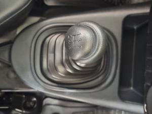 Toyota Hilux 2.0 VvtiP/U Single Cab - Image 10