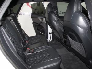 Audi Q8 55TFSI Quattro TIP Black Edition - Image 16