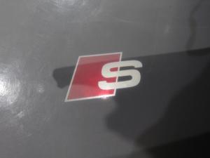 Audi Q8 55TFSI Quattro TIP Black Edition - Image 24