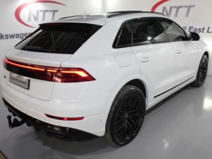 Audi Q8 55TFSI Quattro TIP Black Edition - Image 4