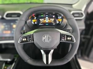 MG ZS Pro 1.5T Luxury - Image 15