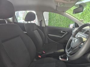 Volkswagen Polo Vivo hatch 1.6 Comfortline auto - Image 13