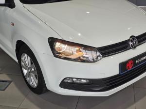 Volkswagen Polo Vivo hatch 1.6 Comfortline auto - Image 5