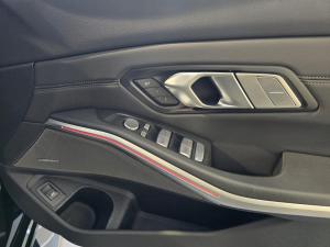 BMW M3 Xdrive Competition - Image 15