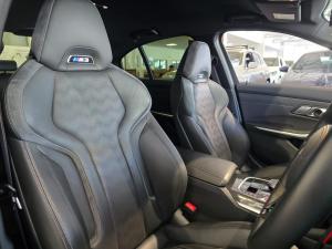 BMW M3 Xdrive Competition - Image 16