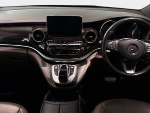 Mercedes-Benz V-Class V250d Avantgarde AMG Line - Image 11