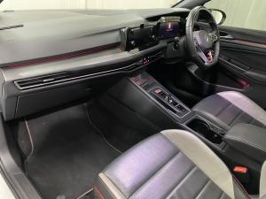 Volkswagen Golf GTI - Image 13