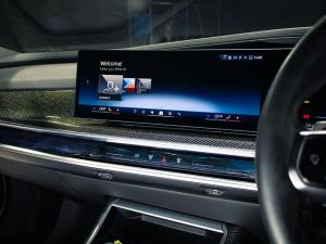 BMW i7 xDrive60 M Sport - Image 11