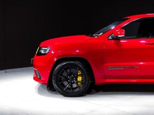 Jeep Grand Cherokee Trackhawk - Image 11